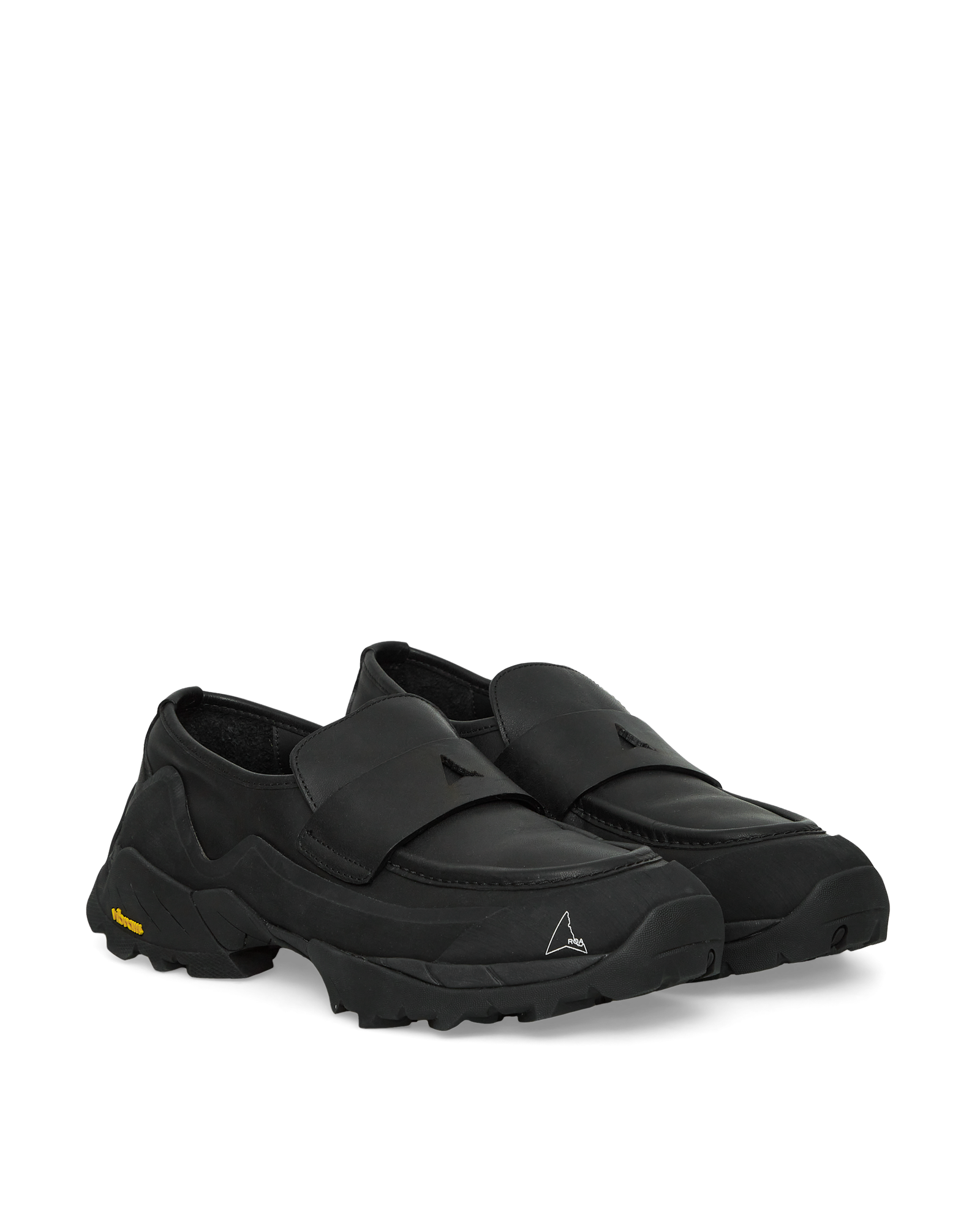 ROA Loafer J318397-38.5-Black front 3/4