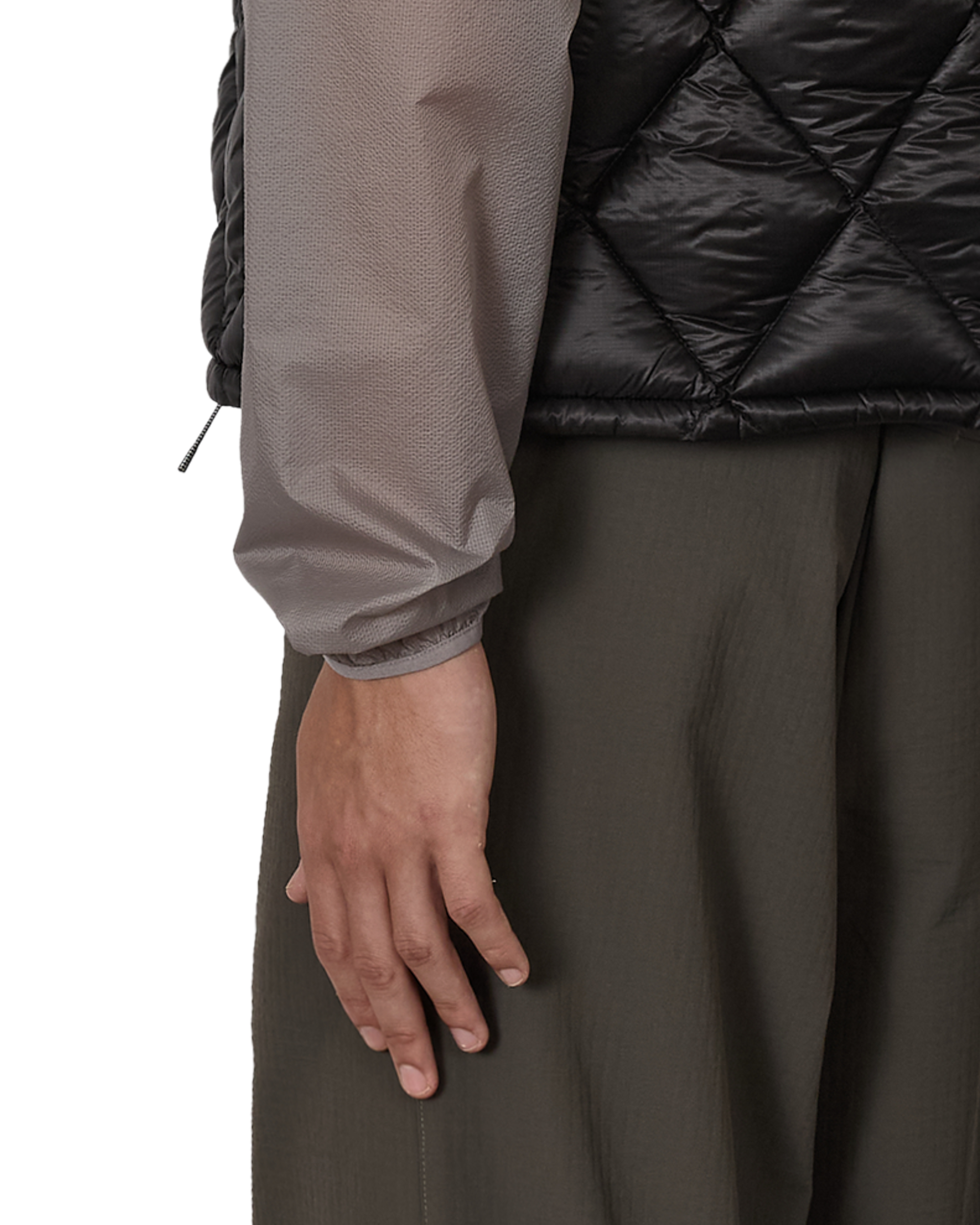 ROA Nuna 800 Fill Power Hooded Down Vest J318317-S-Black 8