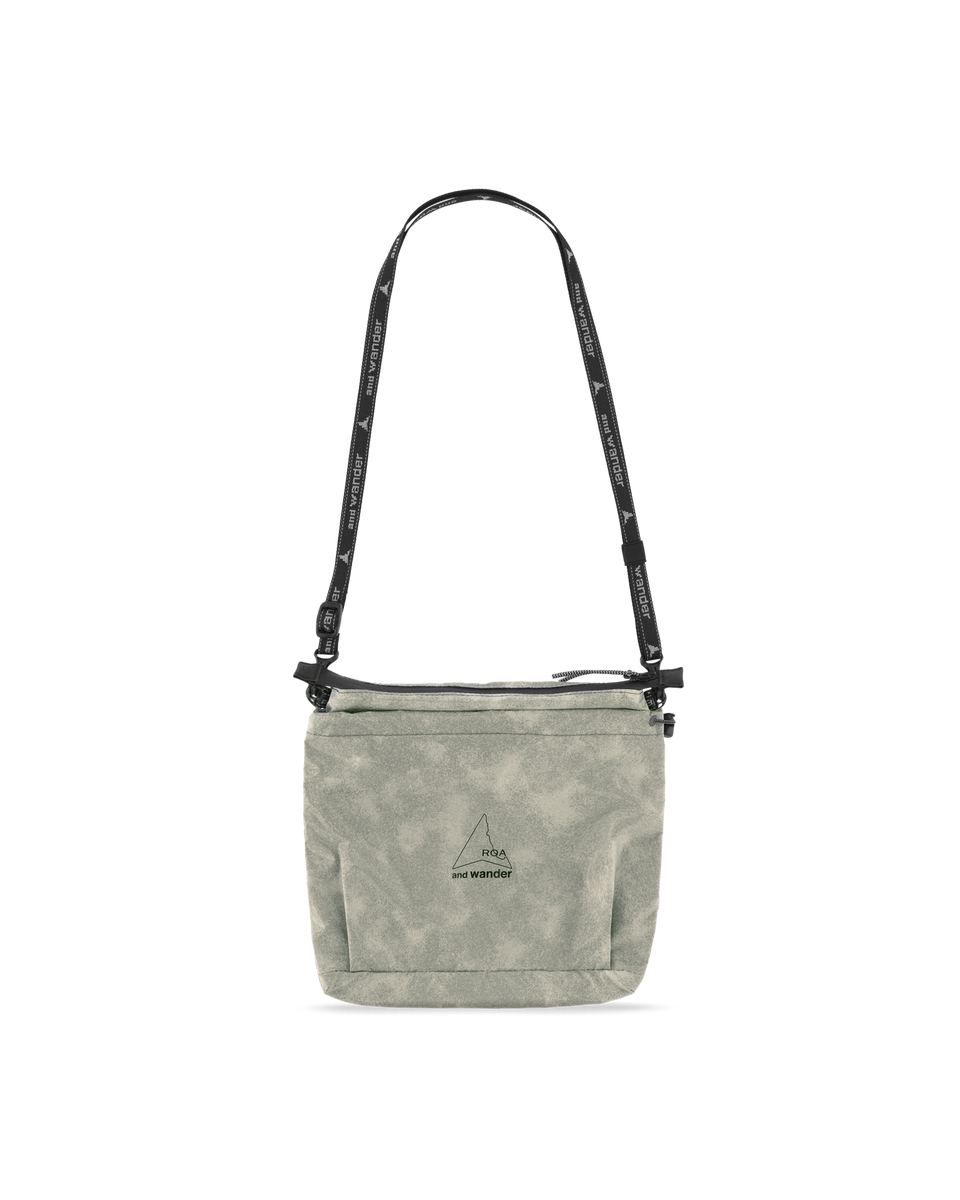 美品 ROA HIKING SHOULDER BAG ROA HIKING - BLACK PACKABLE BAG – LE LABO STORE