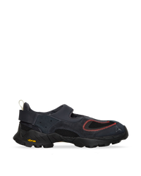 Rozes Black – ROA Rozes Black – ROA