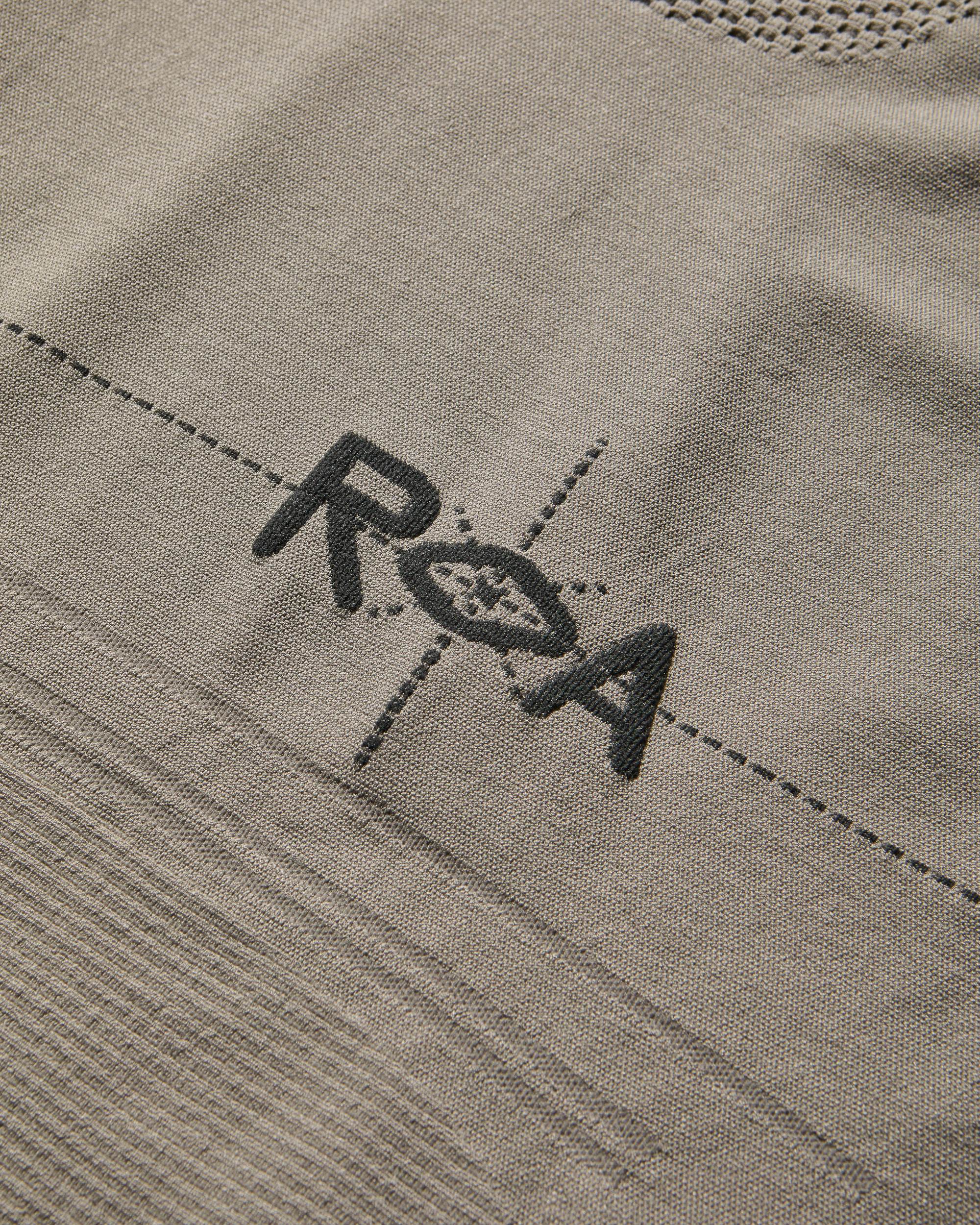 ROA Aune Seamless Knit Long Sleeve J316919-M-Green 11