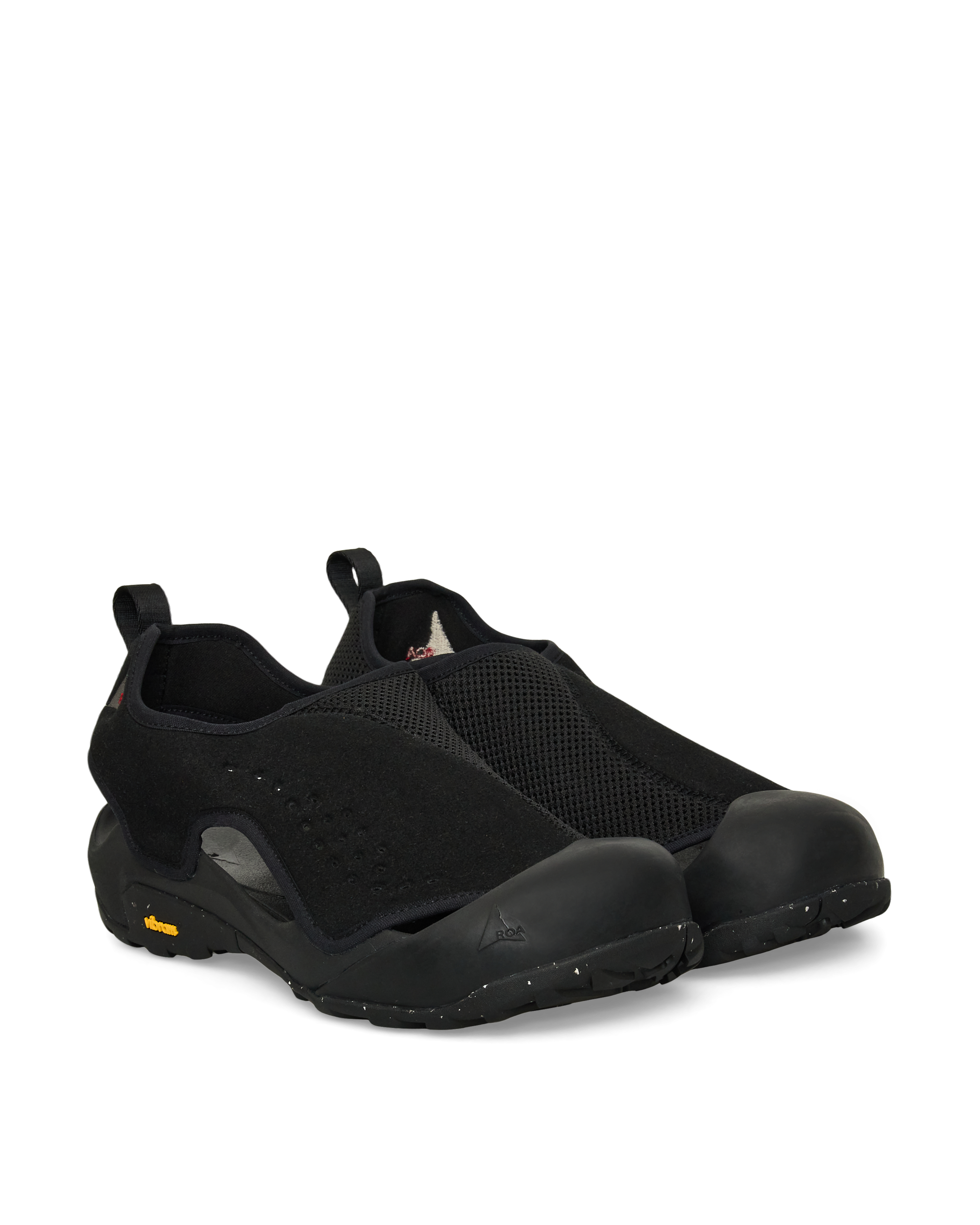 ROA Arpy J330156-36-Black front 3/4