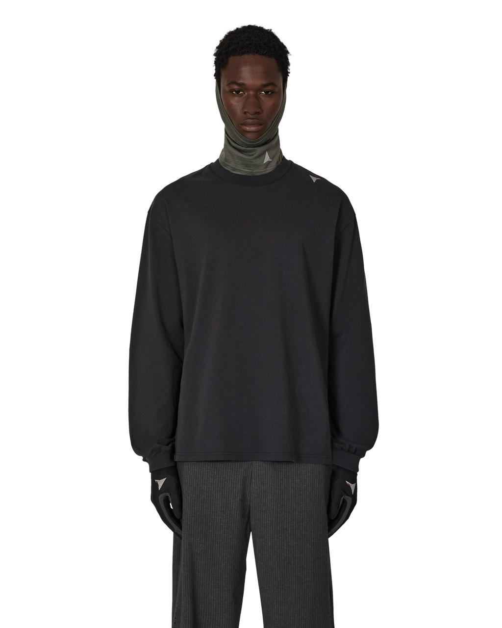 ROA Logo Long Sleeve J328783-XS-Black front