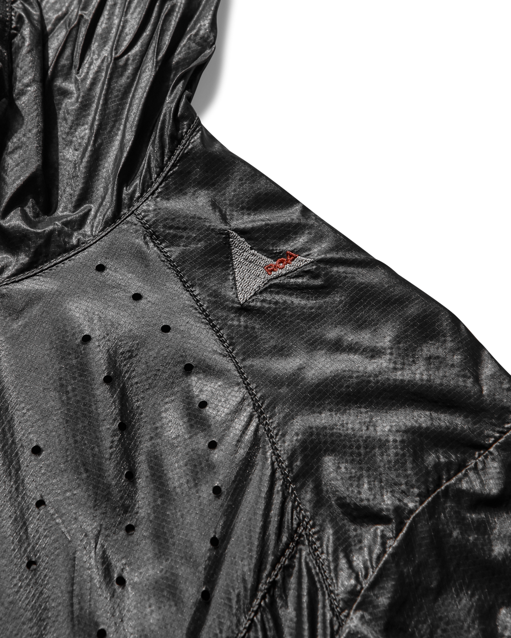 Hue Packable Wind Jacket – ROA