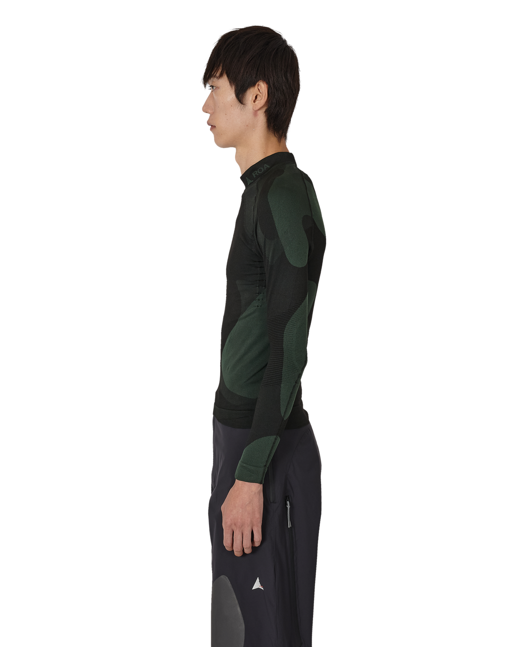 ROA Daze Compression Seamless Long Sleeve J340032-S-Black front